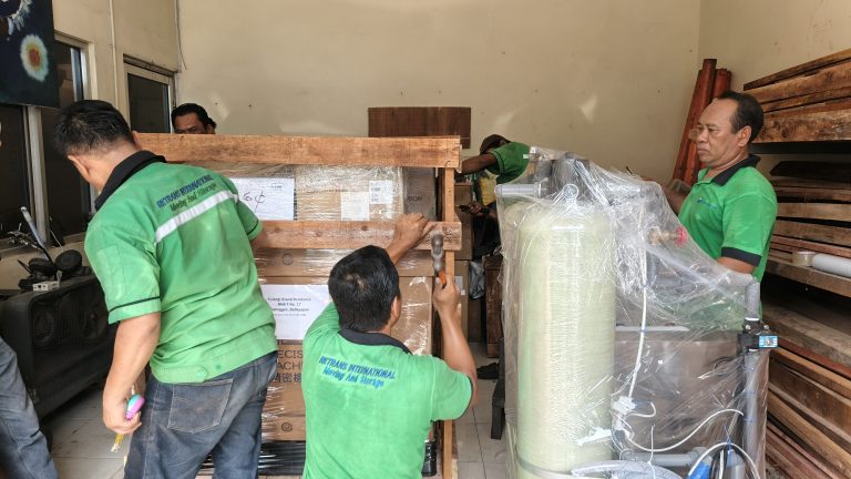 Jasa Packing Mesin Laboratorium