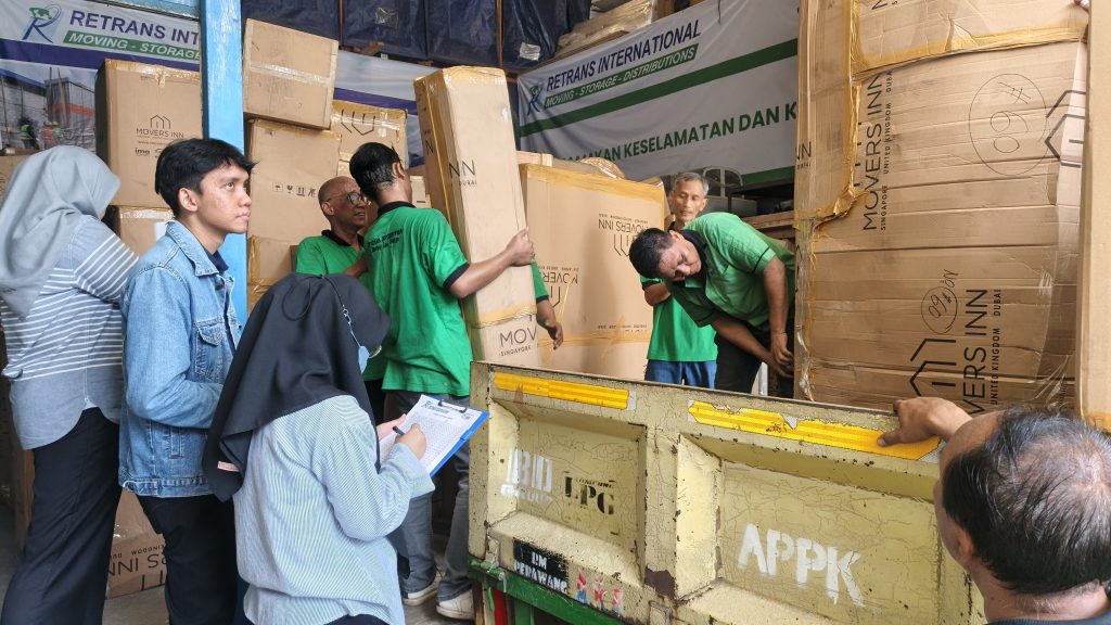 international-movers-personal-effects-packing retrans